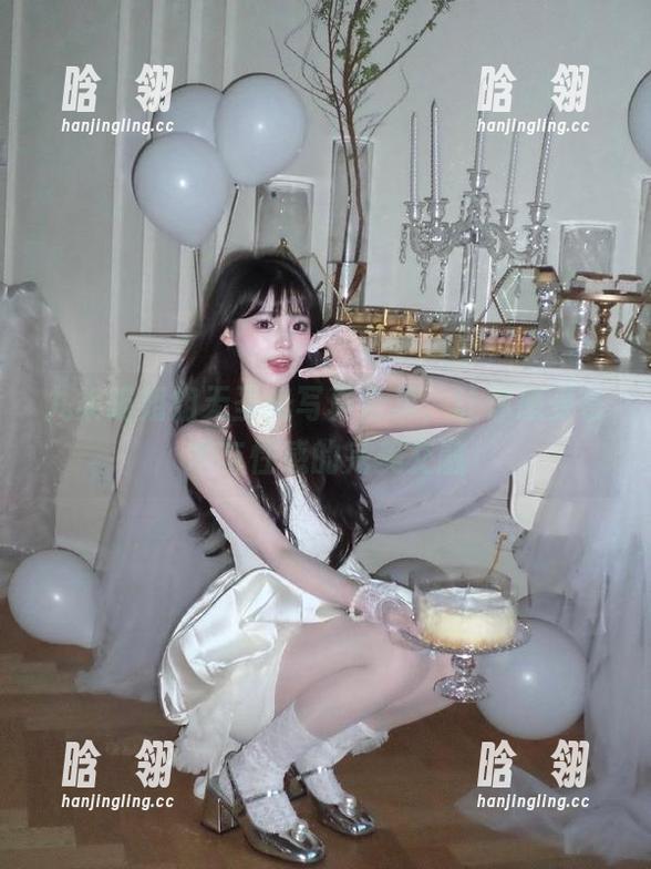 九柒喵 九柒喵姐姐无圣光写真合集,让你感受艺术与性感的完美交融