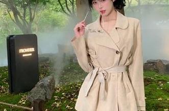 欢迎探索九柒喵学姐的写真艺术，图包展现青春无限可能！