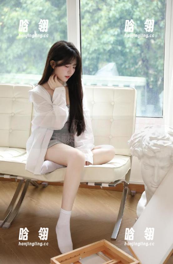 克拉女神 - 僮僮皮衣图集精选，探索不同场景下的时尚与个性化表现