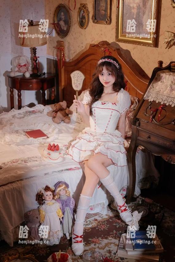 克拉女神 - 舒彤花开并蒂私房摄影合集：唤醒心底的温暖与美好