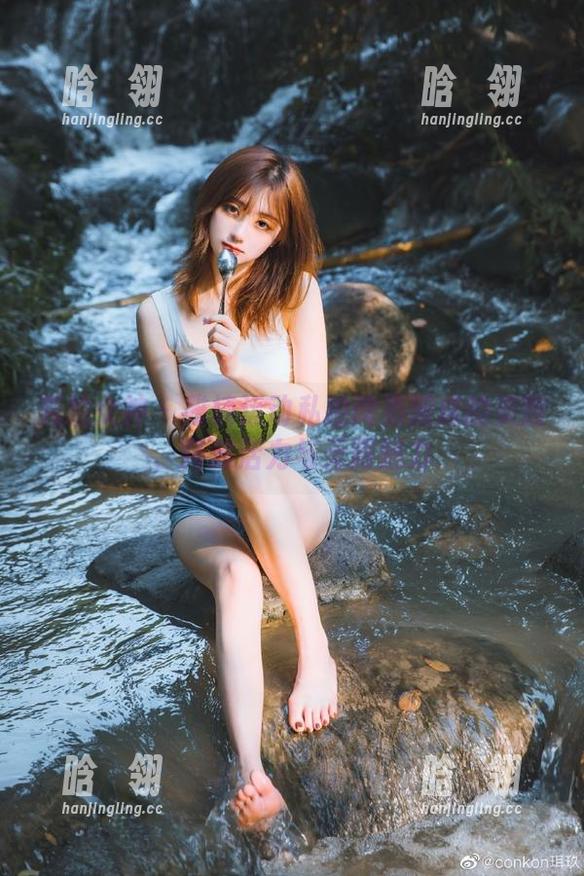克拉女神 - 雅楠运动私拍啤酒酿成的美图，释放活力与无限魅力