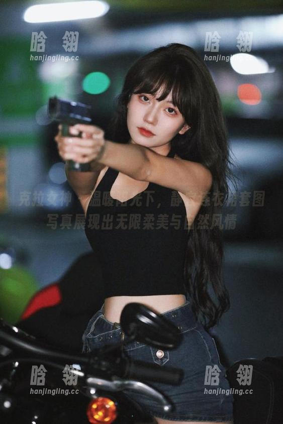 克拉女神 - 温暖阳光下，静宜连衣裙套图写真展现出无限柔美与自然风情