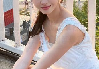 兔玩映画最新写真开启分享模式，大姐姐一级棒的绝美画面等你来探！