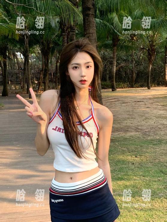 兔玩映画梦幻黄头发写真合集，带你领略无限甜美的视觉盛宴！