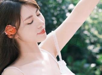 兔玩映画全新美图，让琵琶与旗袍为你解锁沉醉瞬间，可能我也要试试啦！
