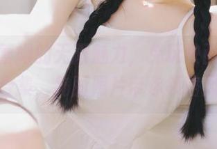 看小羊蕾姆的无限魅力，兔玩映画新推出写真合集，绚丽照片带你领略风采！