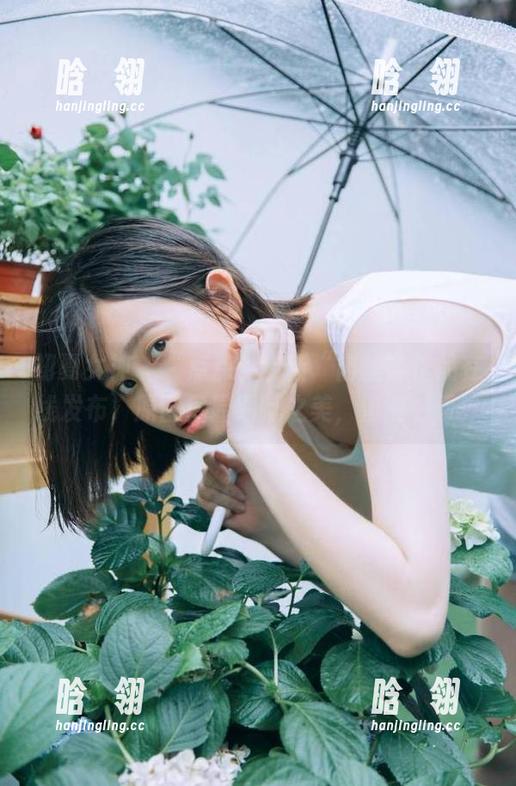 初夏女神-点点 初夏女神 - “点点”全新“肉丝”作品在线发布,原图尽显细腻之美,值得一看!