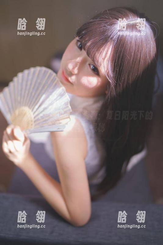 前羽rr 前羽rr独特海边写真资源:夏日阳光下的迷人合集探秘