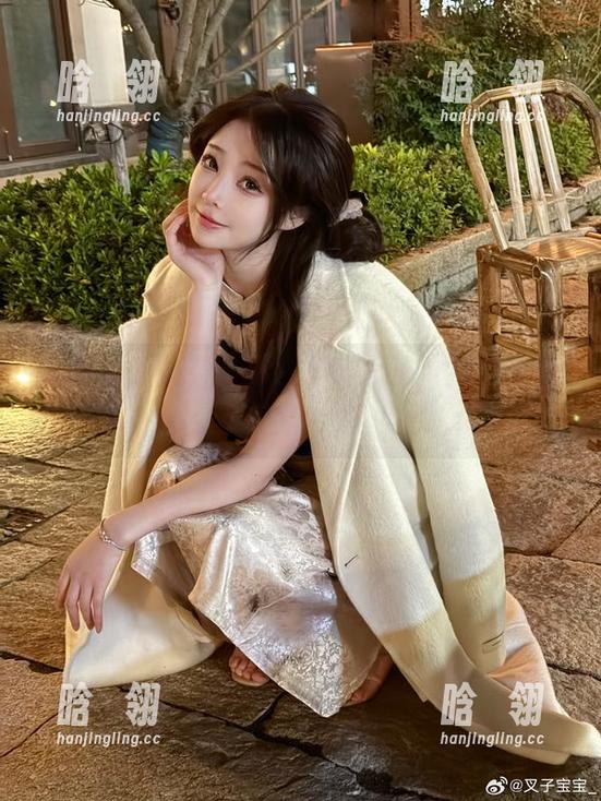 叉子宝宝 夏日浪潮来袭,赶紧下载叉子宝宝的免费写真照片吧!