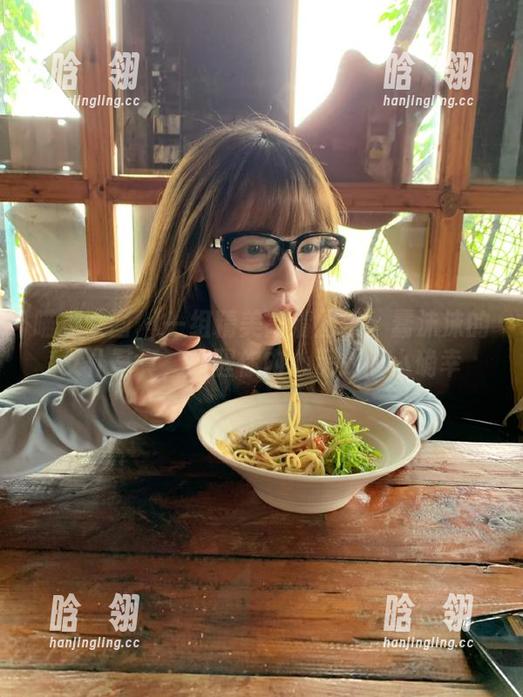 喵糖映画-蠢沫沫 喵糖映画 - 一组精美高清图包:蠢沫沫的女仆写真,唤醒你内心深处的小确幸