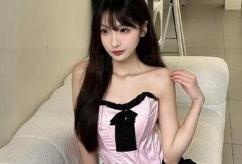 嗲囡囡 – PaPa妈咪裸足图包大揭秘，精选那些令人尖叫的性感瞬间