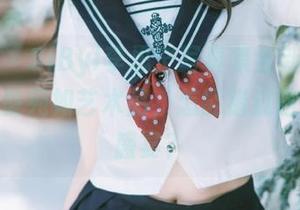 嗲囡囡 – SiByl李思宁写真集全新更新：套装造型宛如艺术品，怎能错过这个视觉盛宴？
