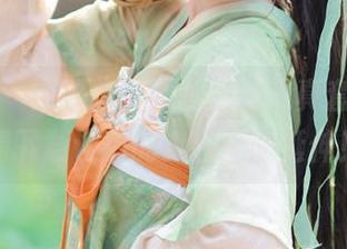 嗲囡囡 – 田冰冰引领的吊带写真套图，高清下载让你的灵感无限延伸！