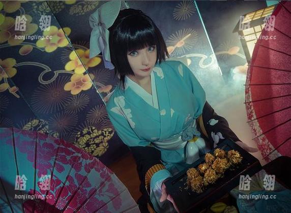 这个秋天不孤单！获取在下萝莉控ii《碧蓝航线》的原图写真，完全免费！