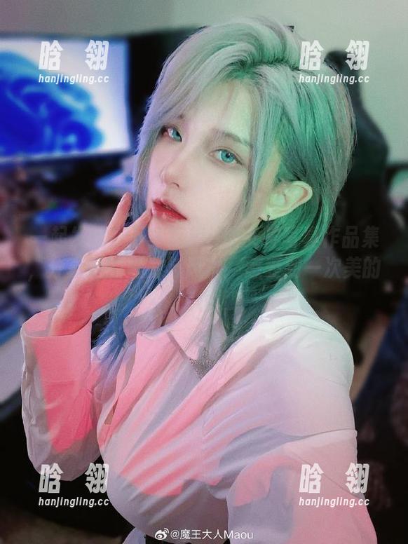 一起发现在下萝莉控ii的女神写真作品集，分享她的魅力与风格，感受到一次美的旅程。