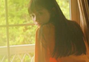 头条女神 – 唐嫣儿比基尼展现完美曲线，原图与图包瞬间升温，你不想错过吧？