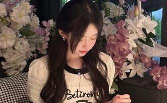 头条女神 – 图集分享：张梓柔姐姐与众不同的摄影故事，展现别样的青春印记与风情