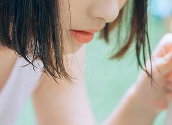 头条女神 – 绝美高清李由美毛衣作品，开启你的冬日潮流之旅