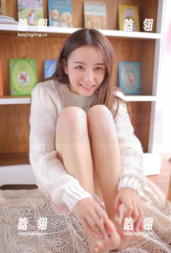 头条女神 - 琳琳甜心运动辣妹图集最新更新上线，快来感受运动的甜蜜气息吧！