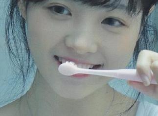 头条女神 – 释放美丽能量，筱溪最新JK图册震撼上线！