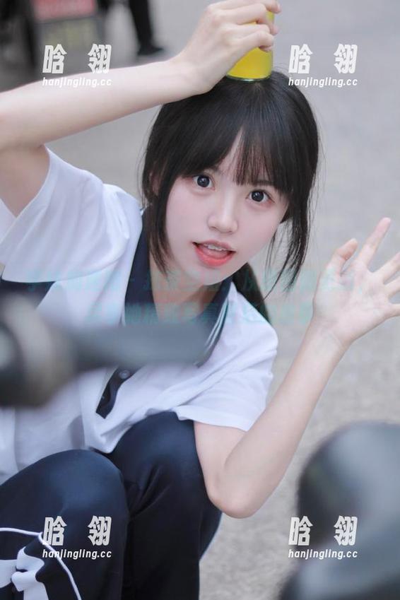 学妹加速跑 - 抹茶空姐：从原图到更新，尽享她精致写真背后的故事