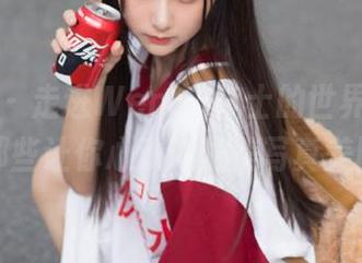 尤果网 – 走进Wendy护士的世界，下载那些让你心动的唯美写真美图