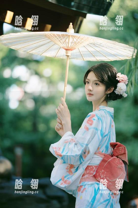 尤果网-小琪 尤果网 - 温暖的乡村记录,小琪奶牛写真原图照片带来宁静感