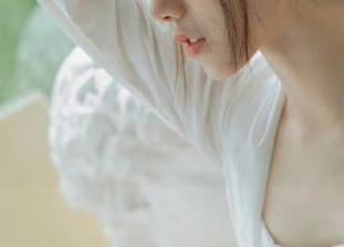 尤果网 – 在尤菲儿的夏日私房写真中发现，你心中的小清新！