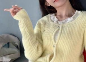 尤果网 – 曼妮儿私拍图集分享：当空姐遇上摄影的完美瞬间