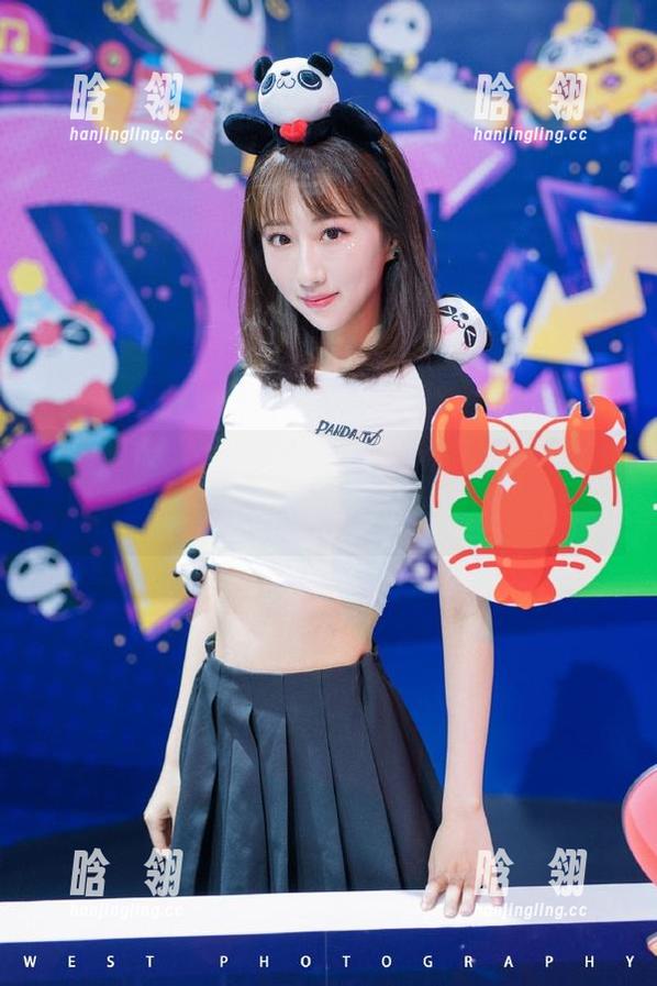 尤果网-李宝儿 尤果网 - 李宝儿独家私房制服写真合集,唤醒你内心的少女心