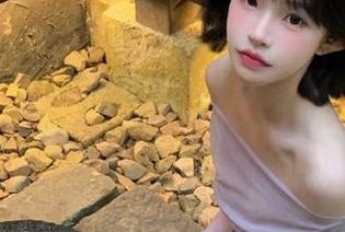 尤果网 – 奶牛的魅力：杨乔之精选美图，捕捉生命中的细腻美