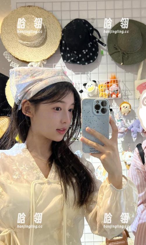 尤果网-糖果 尤果网 - 在线欣赏糖果JK独特写真风格,展现魅力与个性的完美结合