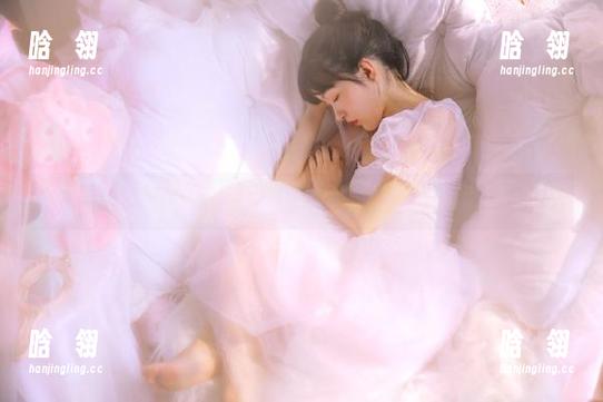尤果网-赵雪 尤果网 - 穿上和服的赵雪:精选作品集中的自嘲瞬间,笑点满满