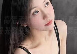 尤物馆 – 高清孟狐狸FoxYini夏天写真合集，感受光影交织下的清新与灵动之美！