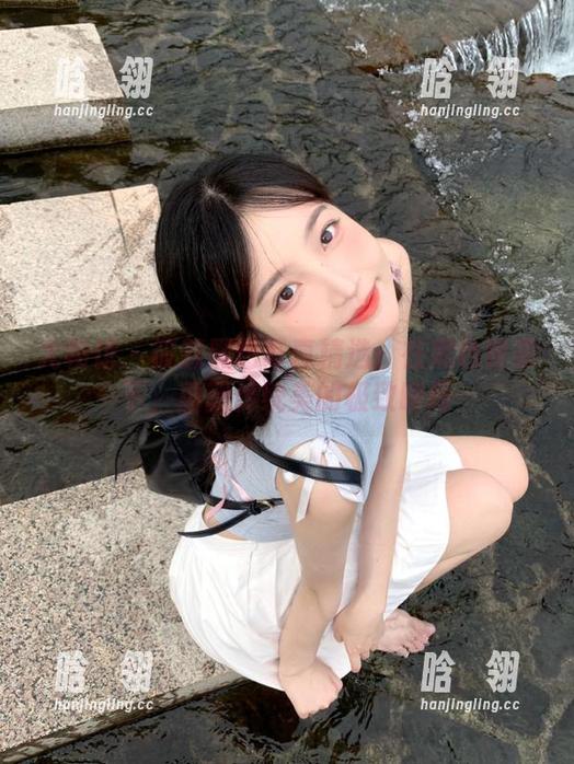 尤物馆 - 筱慧黑色写真精选：在黑色背景下，重塑传统美的极致瞬间