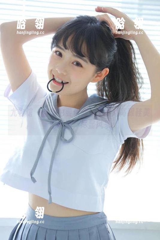 尤物馆 - 自嘲也要优雅：艾小青高跟鞋美图精选，尽显风采