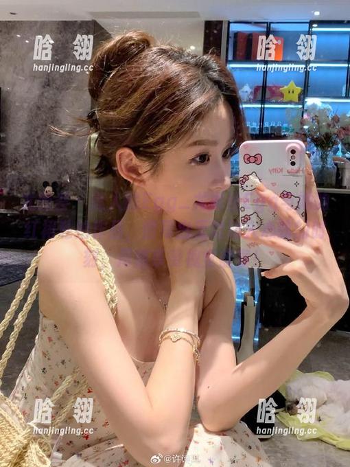 尤蜜荟-Egg_尤妮丝Egg 尤蜜荟 - 迷人的Egg_尤妮丝Egg与她的红裙私拍作品,谱写出无数动人心弦的时刻,尽情享受视觉盛宴!
