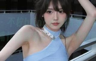 尤蜜荟 – 不柠bling的油亮写真精选：每一幅作品都是情感与艺术的融合