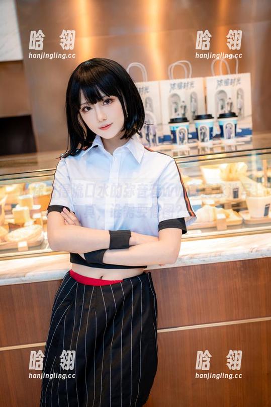 弥音音ww 让你看得流口水的弥音音ww高清泳池写真,谁需要修图?