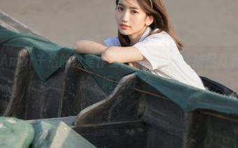 影私荟 – Amor千冶的教室作品图库：用镜头捕捉青春岁月的点滴美好