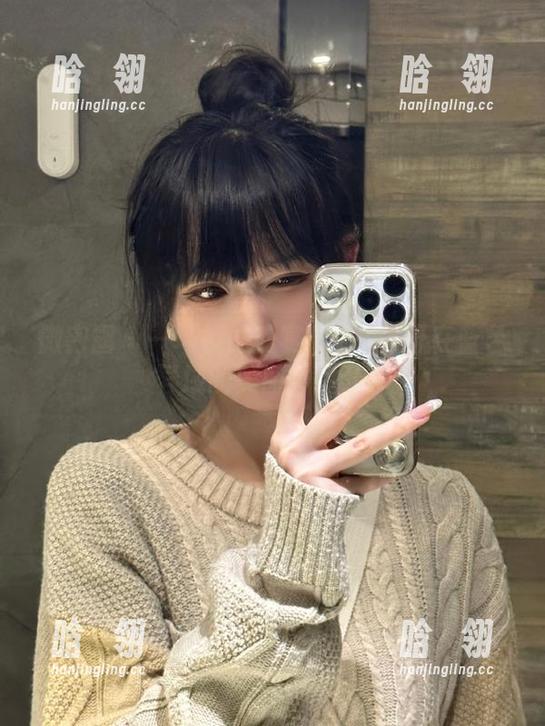 徐珺大哥 微密圈 - 一场视觉盛宴:徐珺大哥在蓝色异域的美图作品分享