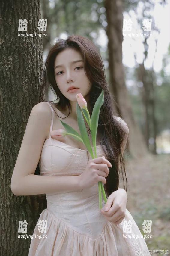 徐莉芝 微密圈 - 徐莉芝泳装魅惑图集曝光,绝佳资源让你一饱眼福