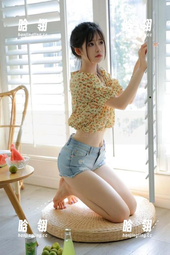 这个夏天，跟随抱走莫子一起探索清新图包合集，感受生活的热情与温暖。