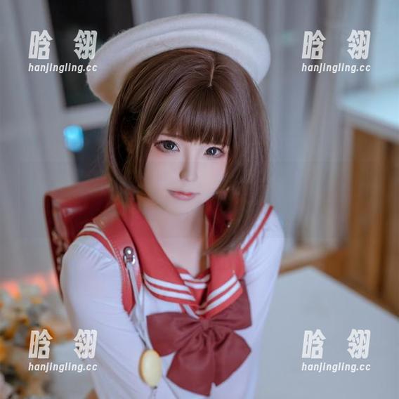 拖拉大王 高清校服写真集:拖拉大王化身校园女神,性感与纯真的完美融合!