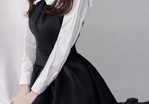 推女神 – 子纯儿Annie女友全集写真：她在镜头前的轻盈舞动与绚丽色彩交织