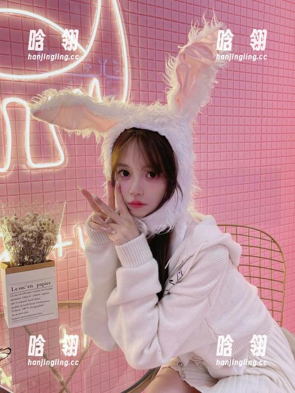 推女神-美昕Yumi 推女神 - 解锁美昕Yumi学姐的独特魅力,尽享丰富美图图包盛典