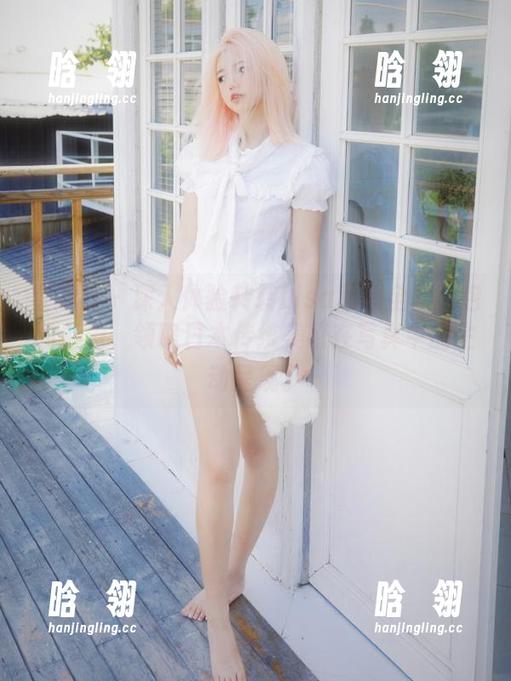 星颜社-转转Lisa 星颜社 - 深入体验转转Lisa和服全套图包的魅力,领略日本传统美感在写真中的生动呈现。