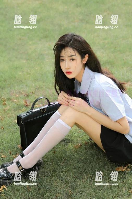 果团网-陈雅漫 果团网 - 惊艳亮相!陈雅漫裤里丝套图下载,让你轻松获取美感灵感。