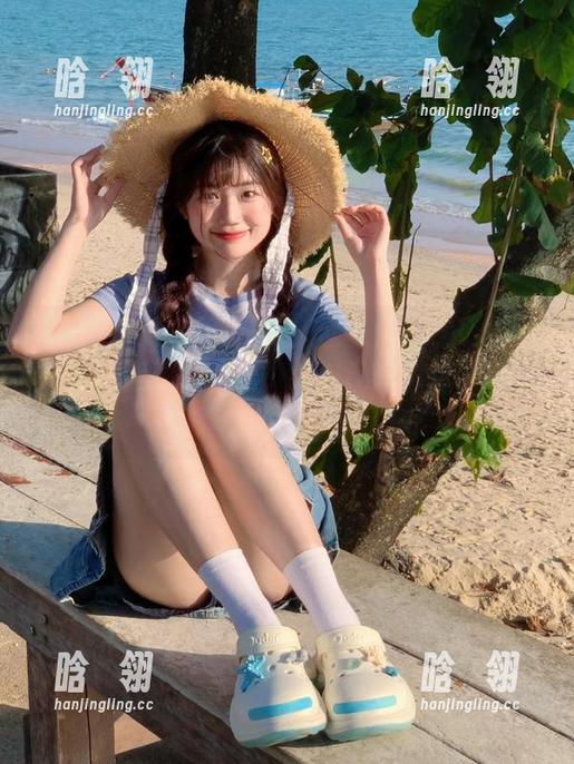 梦丝女神-乔儿 梦丝女神 - 乔儿的校服回忆:私房写真也能充满青春的气息,绝对让你意想不到的图片集合!