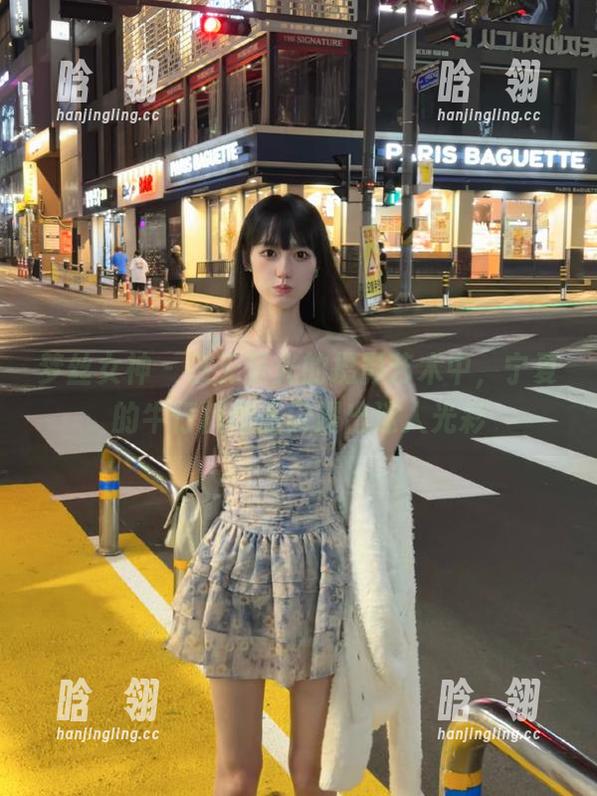 梦丝女神-宁夏 梦丝女神 - 在无圣光的摄影艺术中,宁夏的牛仔裤作品闪耀出迷人光彩